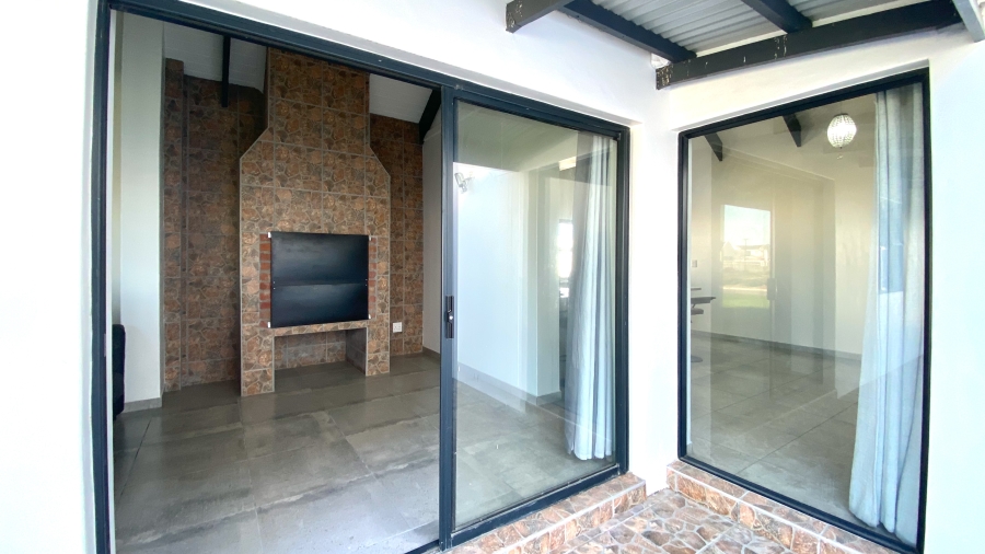 3 Bedroom Property for Sale in Atlantic Waves Estate Western Cape